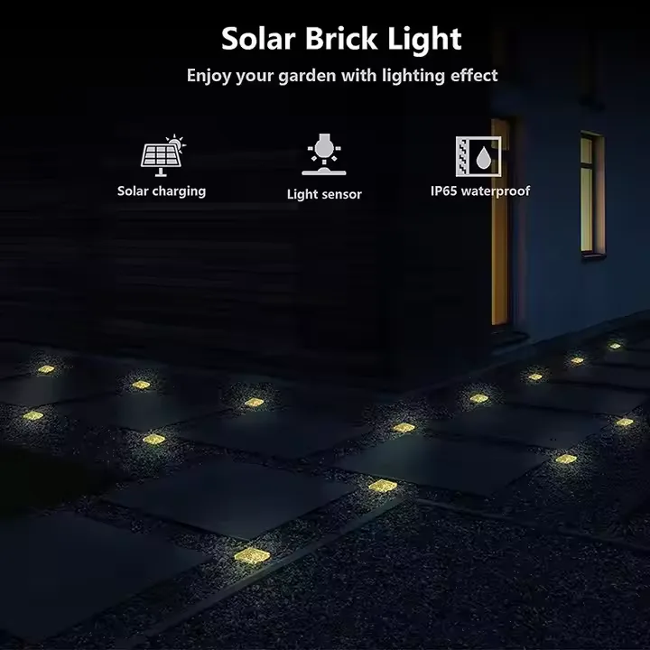 Đèn LED thủy tinh năng lượng mặt trời trang trí sân vườn