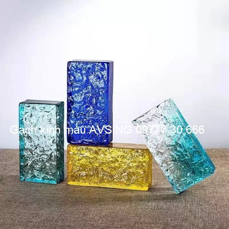 Top 4 mẫu gạch kính màu đẹp hiện nay