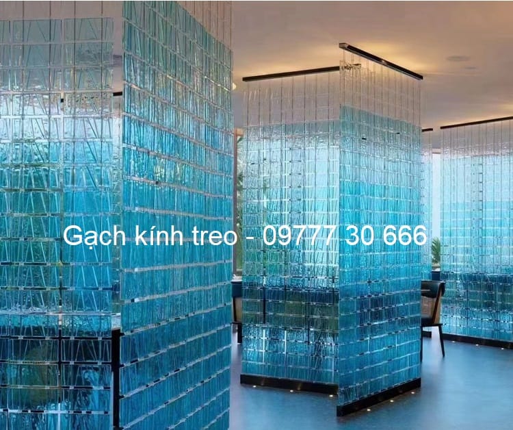 Gạch kính treo AVSING làm vách ngăn phòng