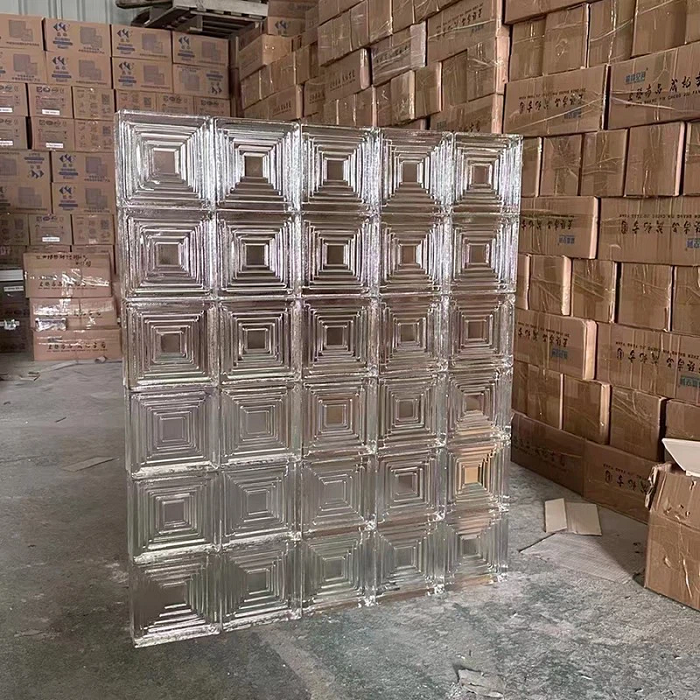Gạch kính vuông sọc 150x150x50mm AVSING Gạch kính vuông sọc 150x150x50mm AVSING