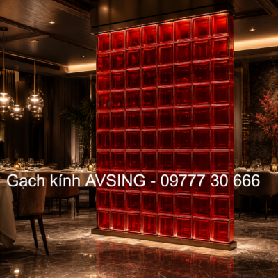 Gạch kính màu đỏ làm vách ngăn nhà hàng cao cấp